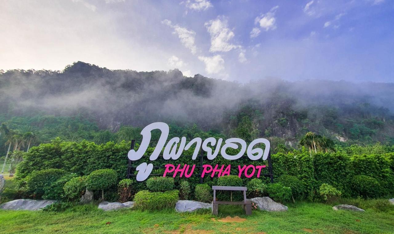 Phuphayot Resort Trang Ngoại thất bức ảnh