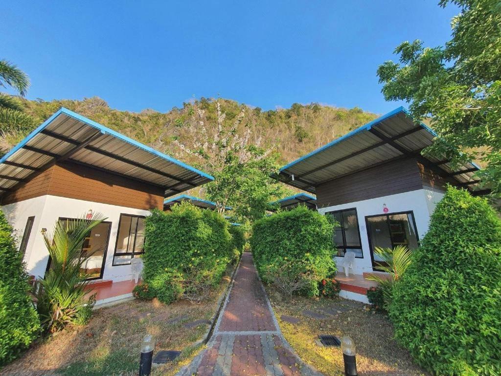 Phuphayot Resort Trang Ngoại thất bức ảnh