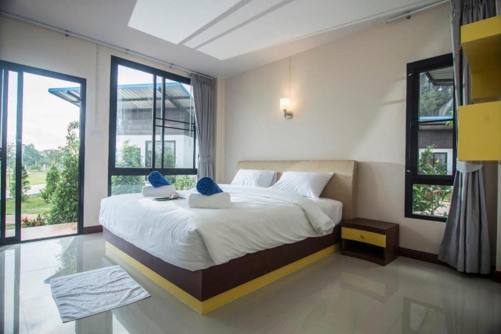 Phuphayot Resort Trang Ngoại thất bức ảnh