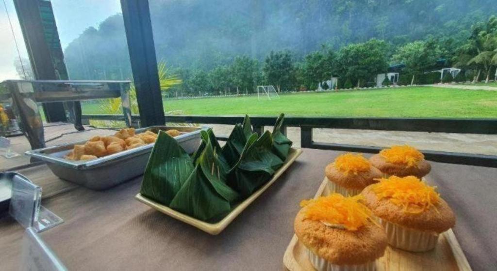 Phuphayot Resort Trang Ngoại thất bức ảnh