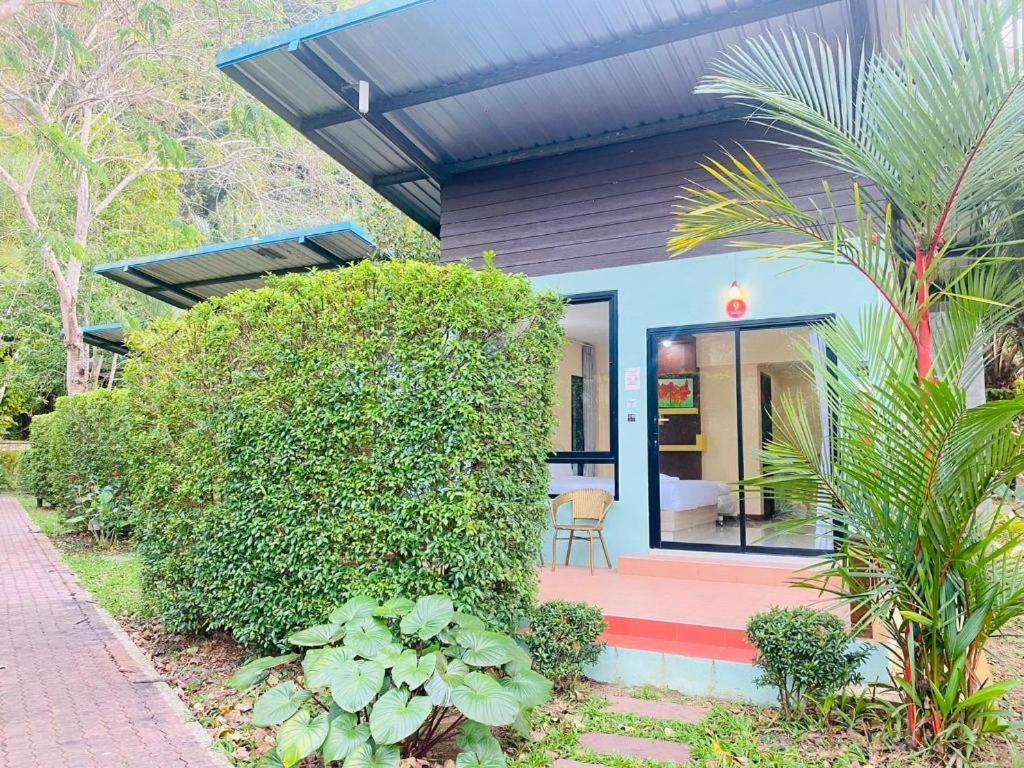 Phuphayot Resort Trang Ngoại thất bức ảnh