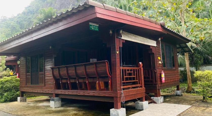 Phuphayot Resort Trang Ngoại thất bức ảnh